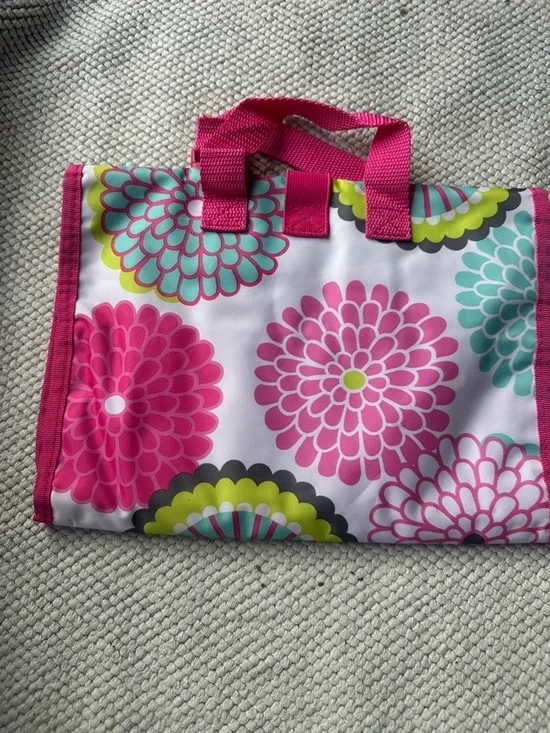 thirty-one Floral Print Tote with Hot Pink Handles and Teal Accents - Picture 2 of 9